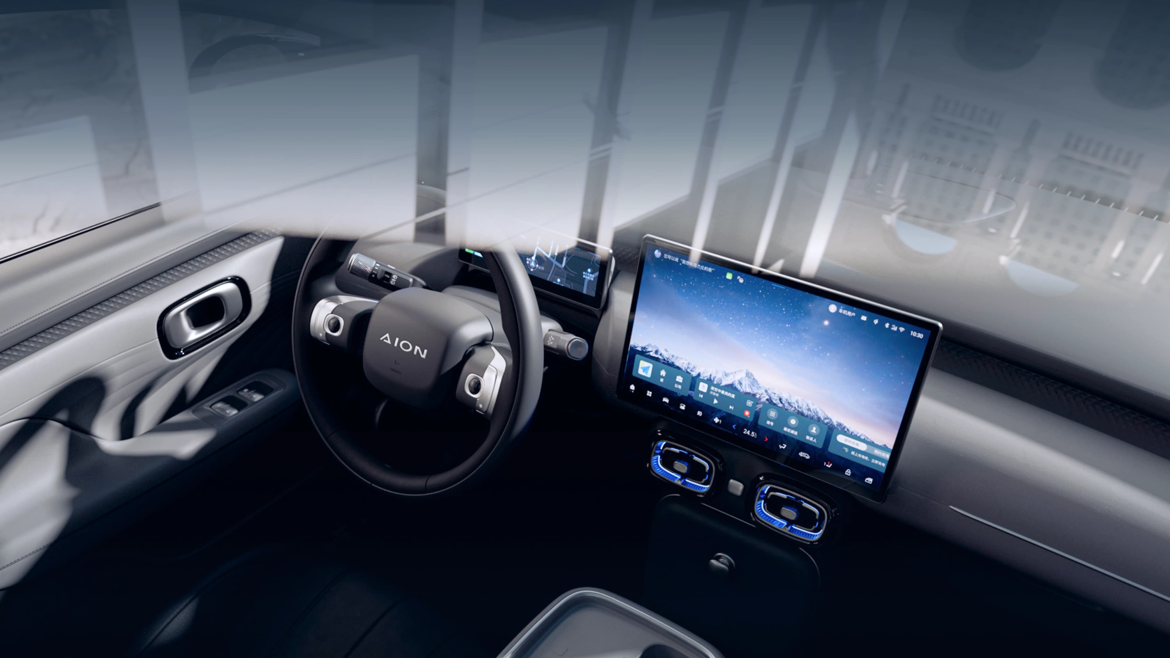 Double Screens, Full Tech Feel